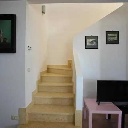 Indipendente Casablu Di Clementina *